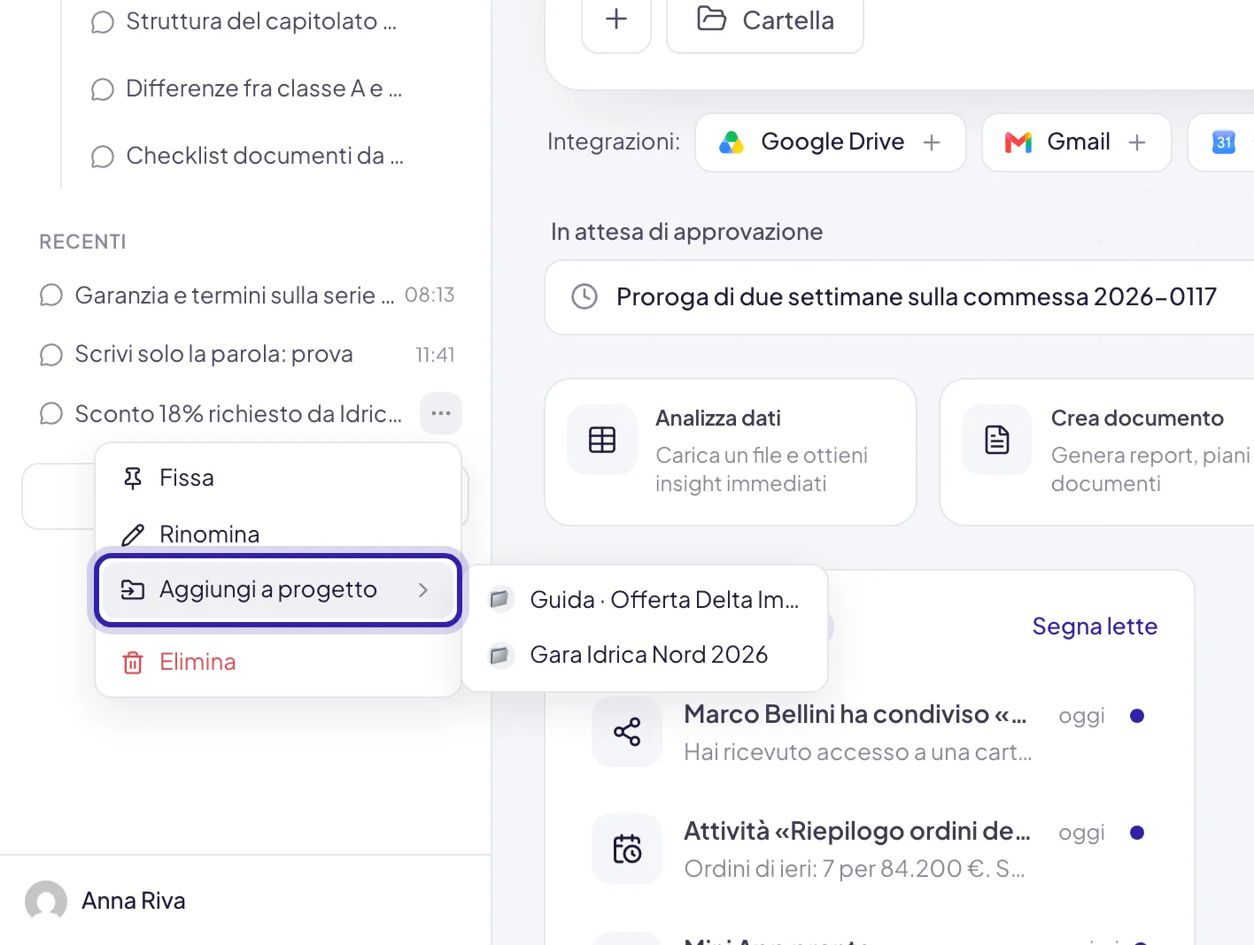 Il menu di una chat nella barra laterale con Aggiungi a progetto evidenziato, e accanto l'elenco dei progetti